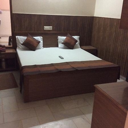 Hotel Hilroz Amritsar Eksteriør bilde