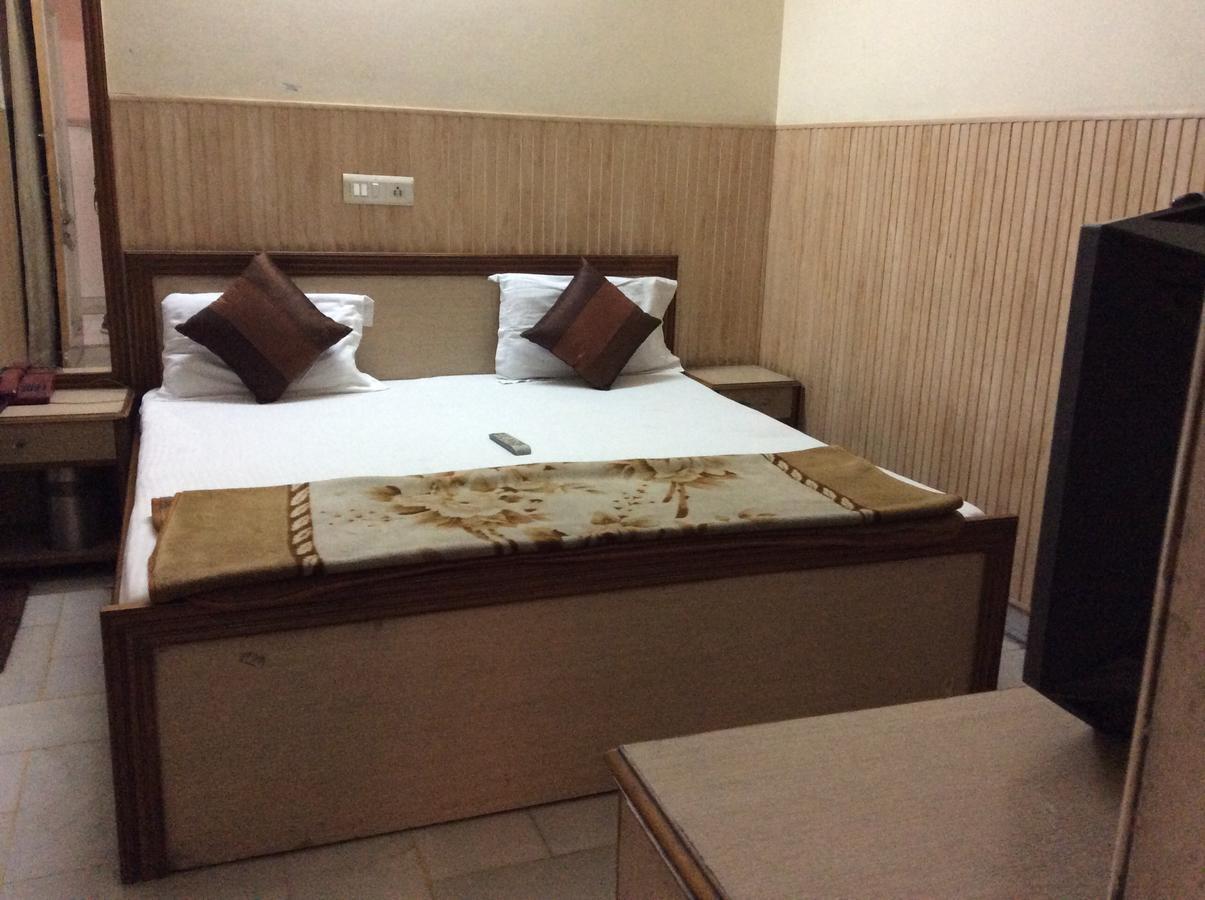 Hotel Hilroz Amritsar Eksteriør bilde