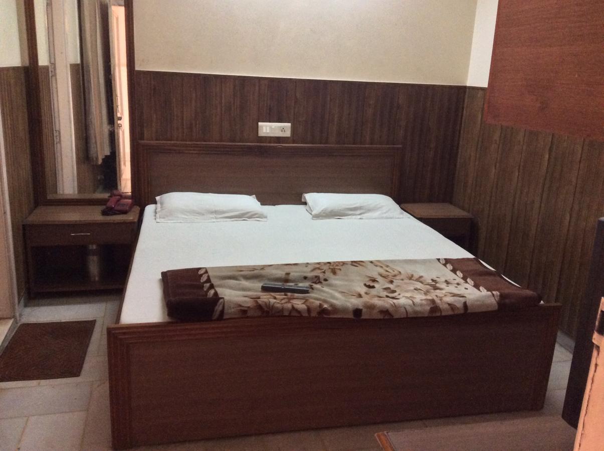 Hotel Hilroz Amritsar Eksteriør bilde