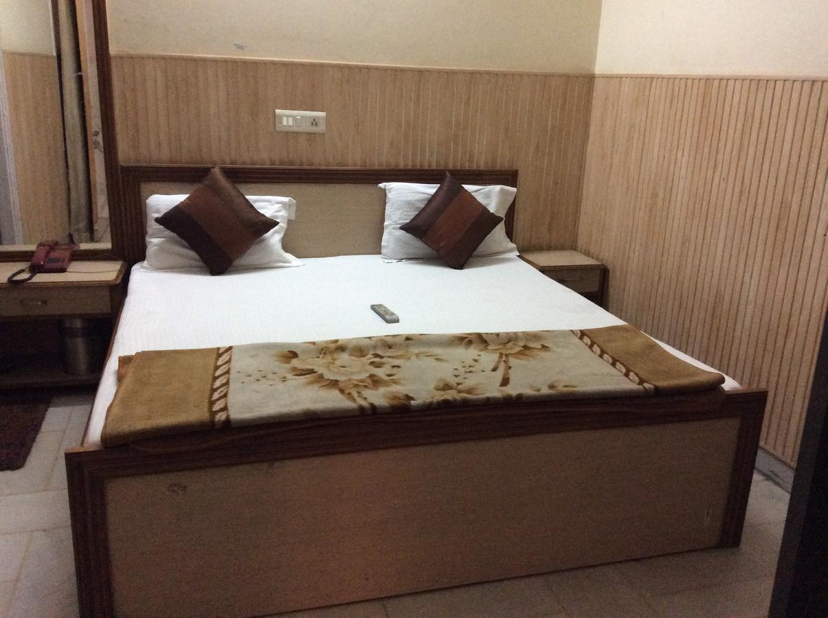 Hotel Hilroz Amritsar Eksteriør bilde